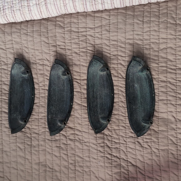 4 Piece Cup Drawer Pulls - Picture 2 of 4